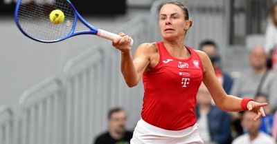 Turniej WTA w Madrycie - Linette przegrała z Sakkari w drugiej rundzie